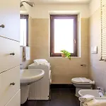 아파트 Guesthost - Comfy Near San Giovanni *