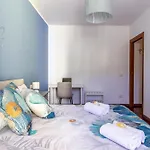 아파트 Guesthost - Comfy Near San Giovanni *