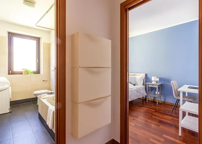Guesthost - Comfy Near San Giovanni 公寓 *